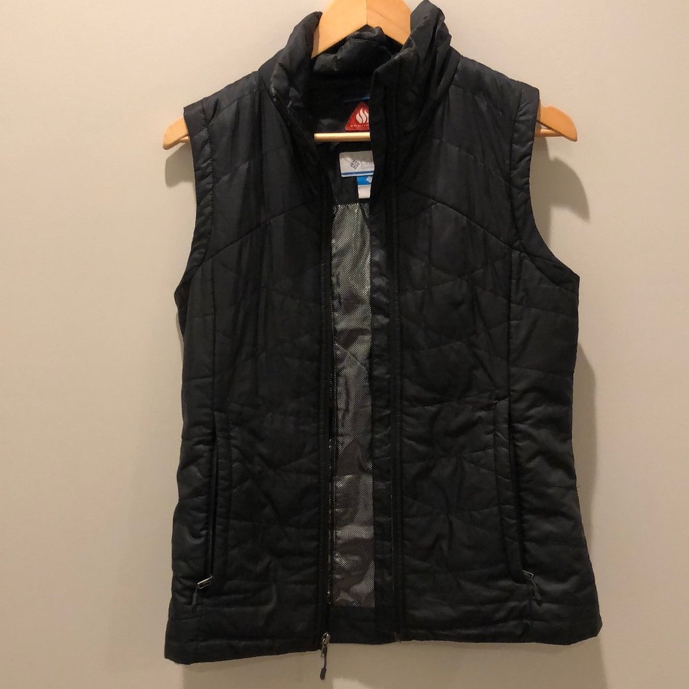 Columbia vest